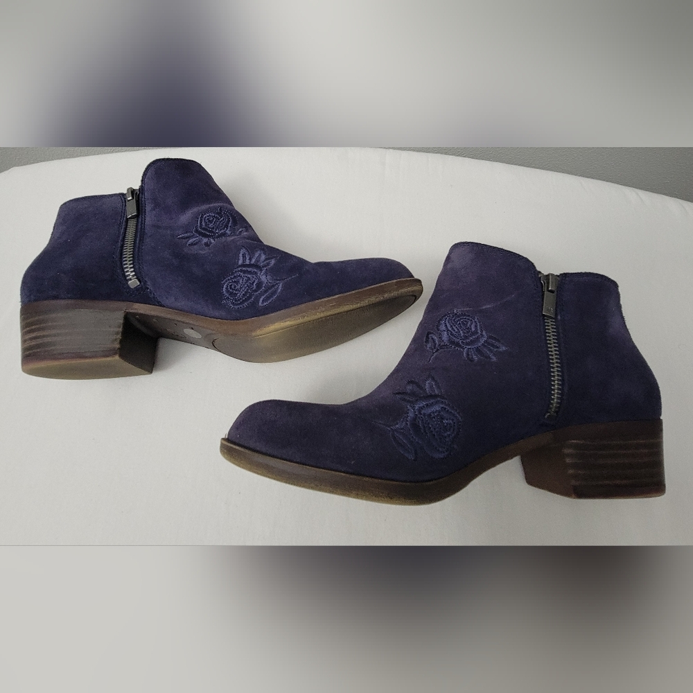 Lucky Brand Ankle Bootie Dark Blue size 8.5